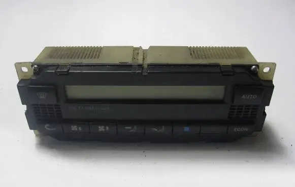 Volkswagen PASSAT B5 Climate control unit
