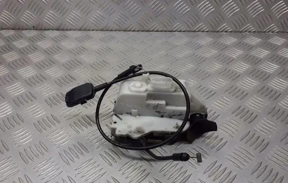 Renault Megane II Front door lock 027776