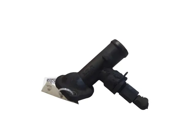 Audi A4 S4 B7 8E 8H Engine coolant pipe/hose 03G121121B