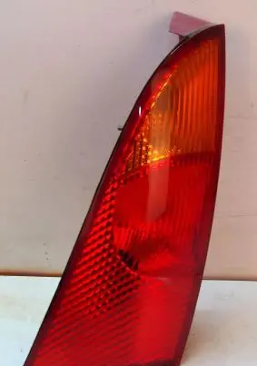 Ford Focus Rear/tail lights 1M51-13404-AG