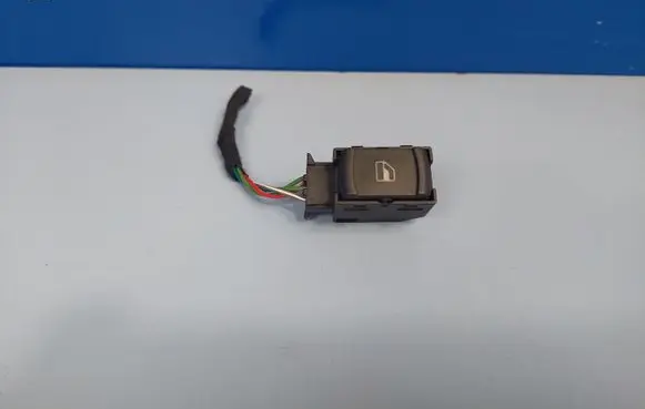 Volkswagen PASSAT B5 Electric window control switch 3B0959855B