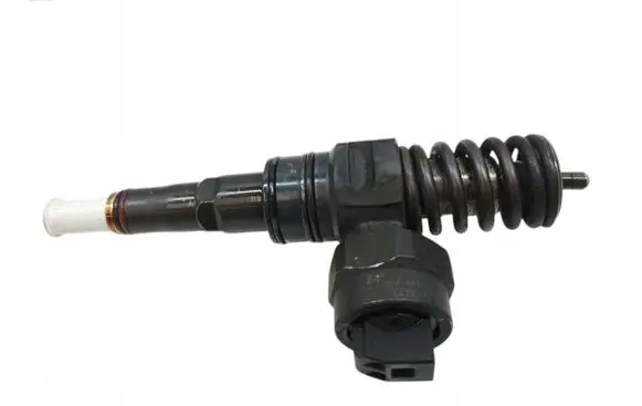 KIA Sportage Fuel injector 038110073F