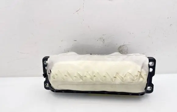 Volkswagen PASSAT B6 Passenger airbag 34005348