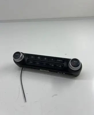 KIA Stinger Interior fan control switch 97250J5900