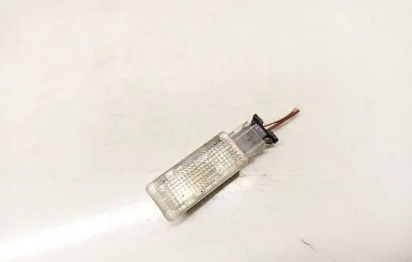 Volkswagen PASSAT B6 Other interior light 6L0947565