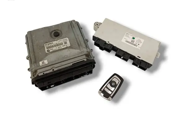 BMW 7 F01 F02 F03 F04 Engine ECU kit and lock set 9209654 61359209654 9204243