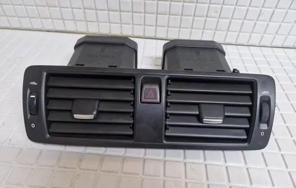 Volvo V50 Hazard light switch 30739296 07W144