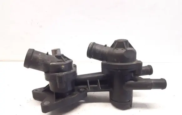 Volkswagen Golf V Engine coolant pipe/hose 03C121026H