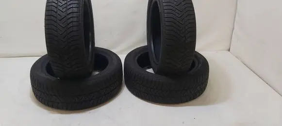 Volkswagen Golf VII R17 winter tire PIRELLI