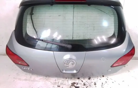 Opel Astra J Tailgate/trunk/boot lid