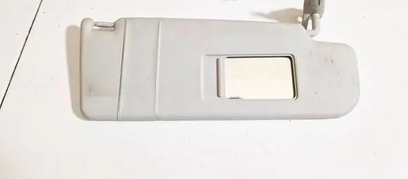 Sun visor