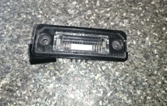Volkswagen Golf VI Number plate light 3D0943021A
