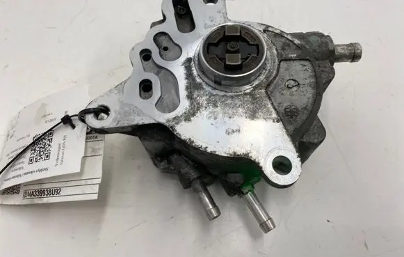 Volkswagen Touran I Vacuum pump 03G145209