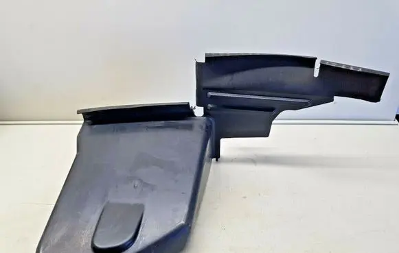 Ford Focus Intercooler air guide/duct channel 7M518310AB nr5110