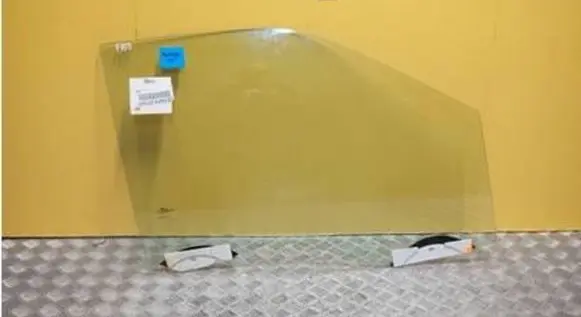 Ford F150 Front door window glass four-door DD13274