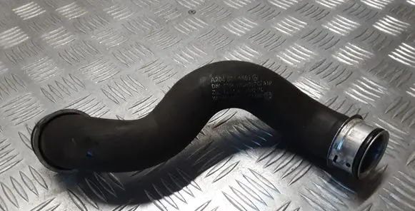 Mercedes-Benz C W204 Engine coolant pipe/hose A2045011682