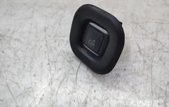Mercedes-Benz GL X166 Seat control switch A1669180128
