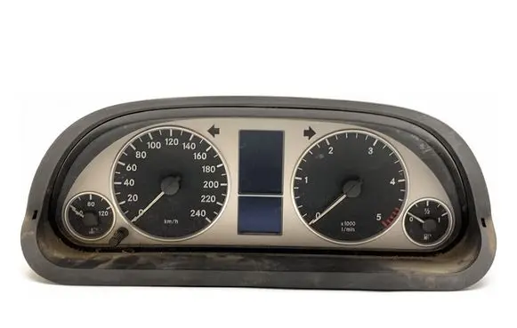 Mercedes-Benz B W245 Speedometer (instrument cluster)