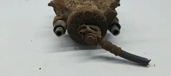 Volkswagen New Beetle Front brake caliper 