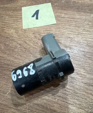 BMW 5 E60 E61 Parking PDC sensor 688632