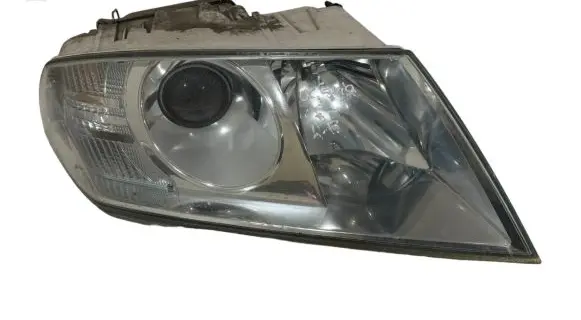 Skoda Octavia Mk2 (1Z) Headlight/headlamp