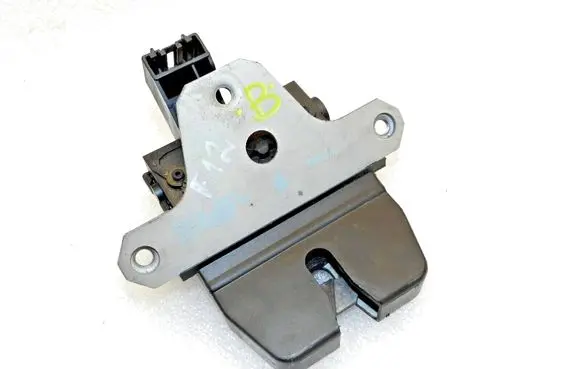 Ford Focus Tailgate/trunk/boot lock/catch/latch 8M51R442A66DA 1920840