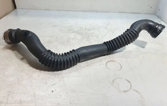 BMW 5 E60 E61 Intercooler hose/pipe 7803748 58300015