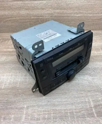 Mazda MPV II LW Radio/CD/DVD/GPS head unit LC64669C0A