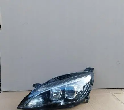 Peugeot 308 Headlight/headlamp 9816990680-00
