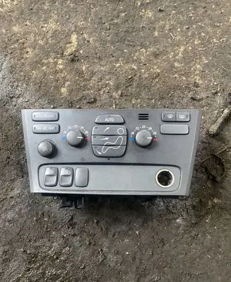 Volvo V70 Climate control unit