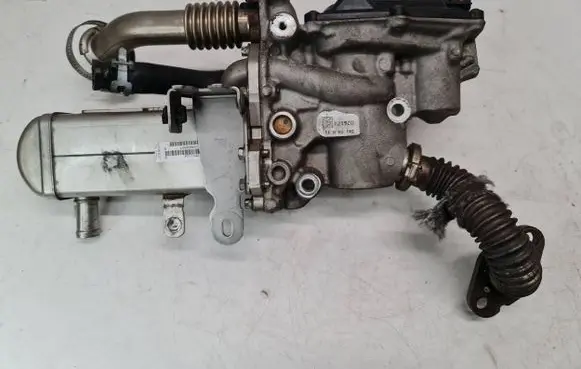 Suzuki Grand Vitara II EGR valve 8201038571 H8200804050