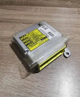 Toyota RAV 4 (XA20) Airbag control unit/module 8917042160 1523006912