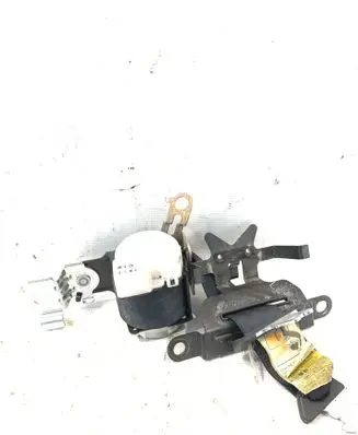 Toyota Corolla Verso AR10 Middle seatbelt (rear) E047601 8095