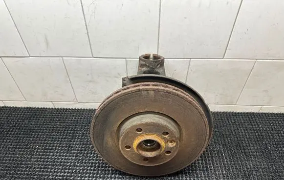 Volvo V60 Front wheel hub