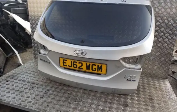 Hyundai i40 Tailgate/trunk/boot lid