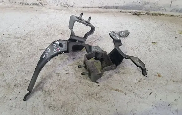 Audi A4 S4 B7 8E 8H Tailgate/trunk/boot hinge