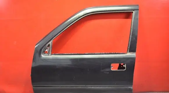 Opel Frontera B Front door