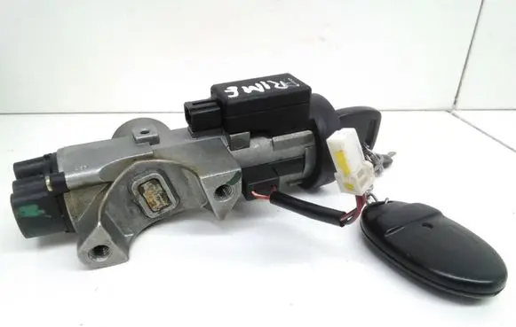 Nissan Primera Ignition lock