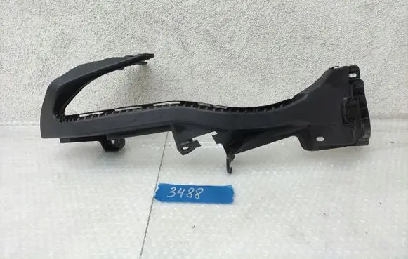 Subaru BRZ Fender mounting bracket 57707CA0101