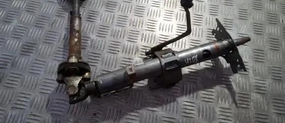Toyota Avensis Verso Steering wheel axle
