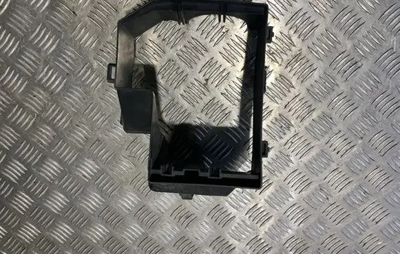 Volvo V70 Other engine bay part 9452548