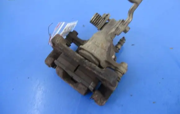 Nissan Almera Rear brake caliper