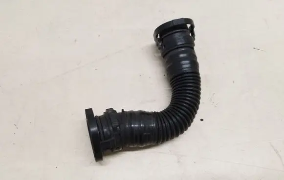 Porsche Cayenne (92A) Breather hose/pipe 