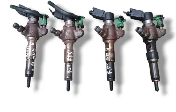 Ford Focus Fuel injector 9802448680