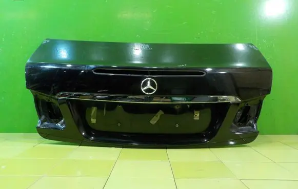 Mercedes-Benz E C207 W207 Tailgate/trunk/boot lid XP179
