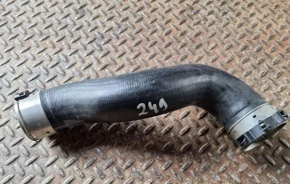 Mercedes-Benz CLA C117 X117 W117 Intercooler hose/pipe A2465280282