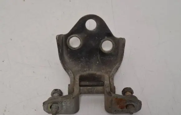 Volvo S40, V40 Front door upper hinge 