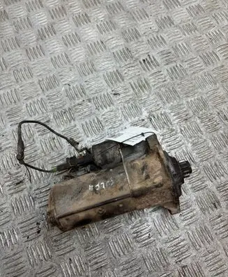 Volkswagen Golf IV Starter motor 