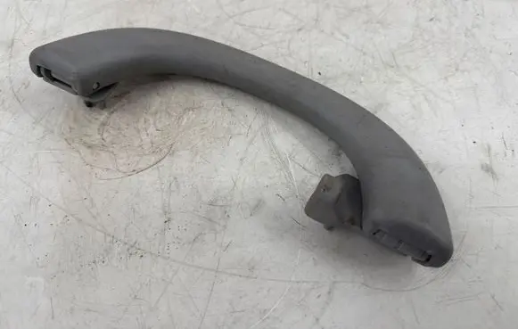Mercedes-Benz E W211 Rear interior roof grab handle A2118100151