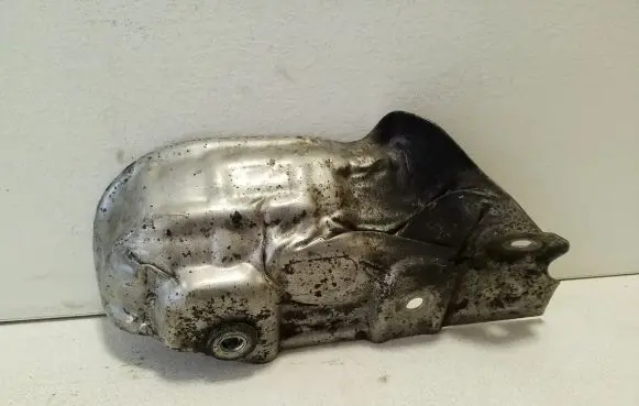 Mitsubishi Outlander Exhaust heat shield